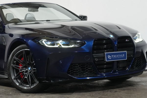 2021 BMW M4 Competition Convertible Image 2