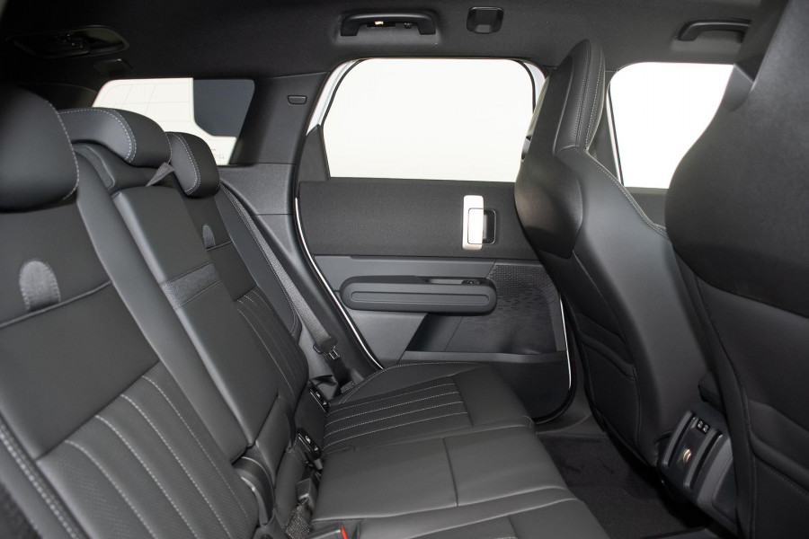 2026 MINI Countryman U25 C Favoured SUV