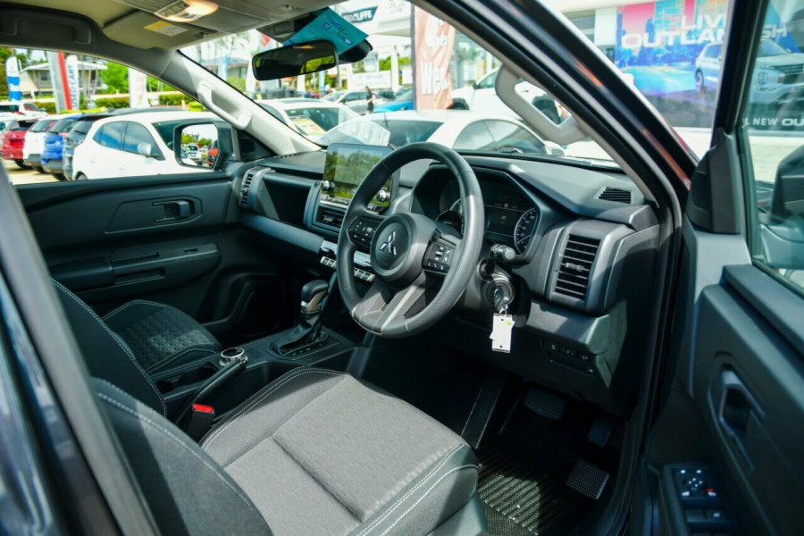 2026 Mitsubishi Triton MV GLX+ Cab Chassis Image 17