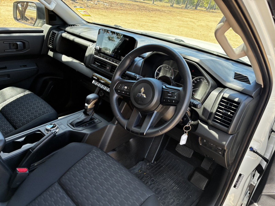 2026 Mitsubishi Triton MV GLX Ute Image 14