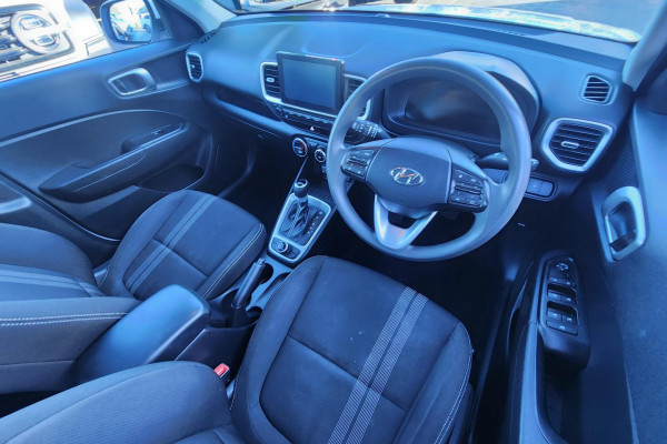 2023 Hyundai Venue QX.V5  SUV Image 14