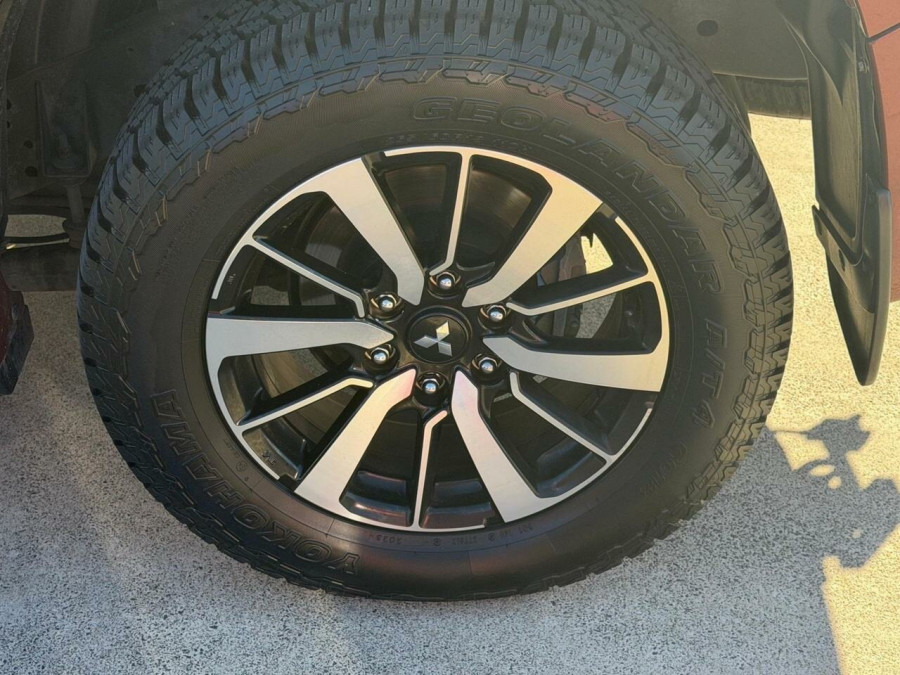 2018 MY19 Mitsubishi Pajero Sport QE GLS SUV Image 7