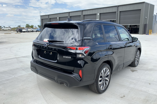 2025 MY26 Subaru Forester S6 Hybrid Touring SUV Image 7