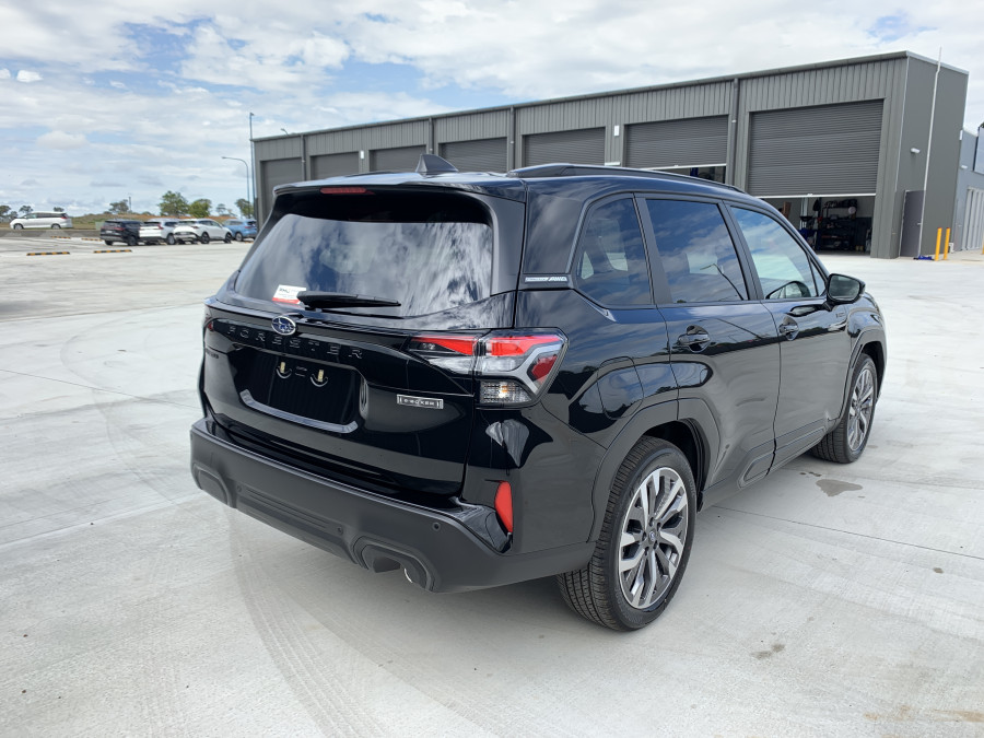 2025 MY26 Subaru Forester S6 Hybrid Touring SUV Image 7