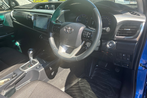 2019 Toyota HiLux  SR5 Dual Cab Ute Image 17