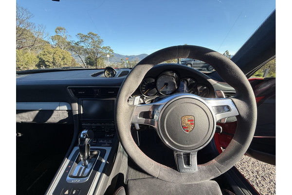 2015 Porsche 911 991 GT3 Coupe Image 16