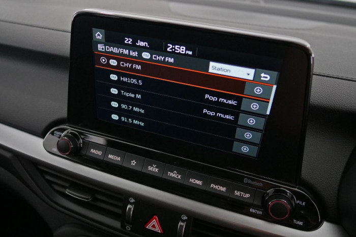 2019 MY20 Kia Cerato Hatch BD S with Safety Pack Hatchback Image 11