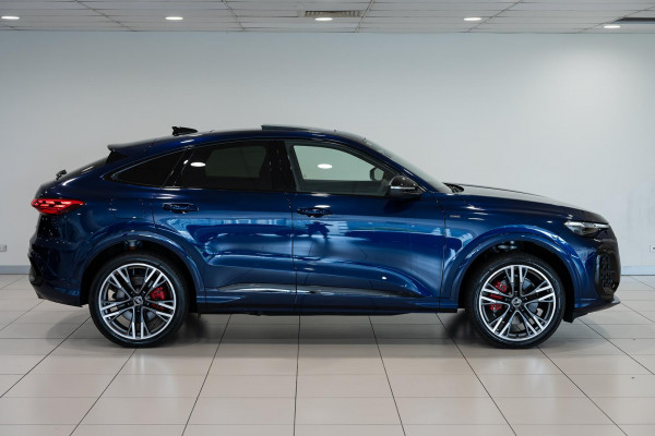 2026 Audi Q5 e-hybrid 270kW SUV image 3