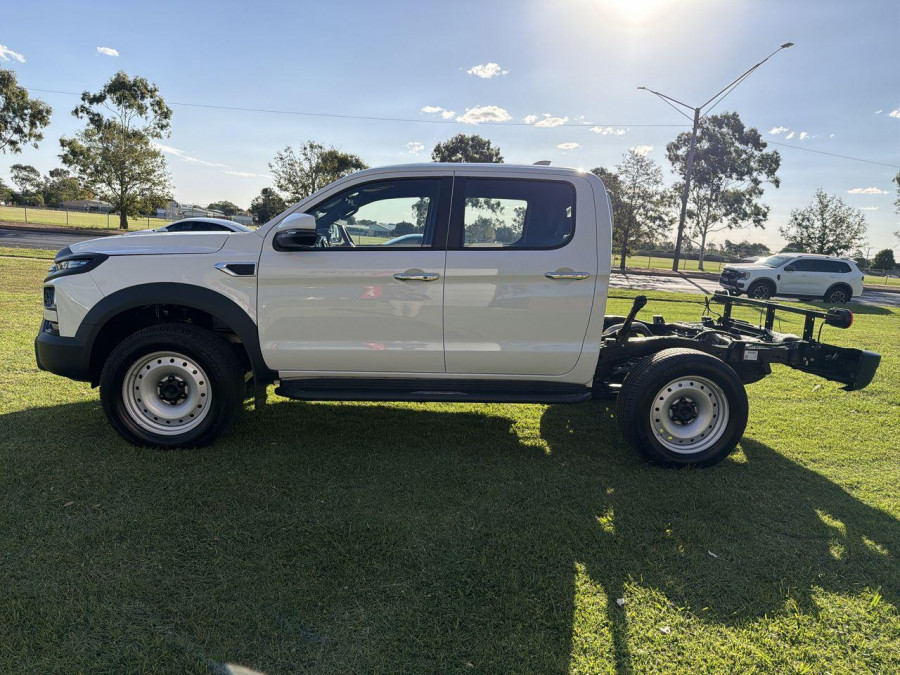 2026 JAC T9  Tradepro Cab Chassis Image 7