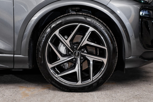 2025 Audi Q6 e-tron GF  SUV image 22