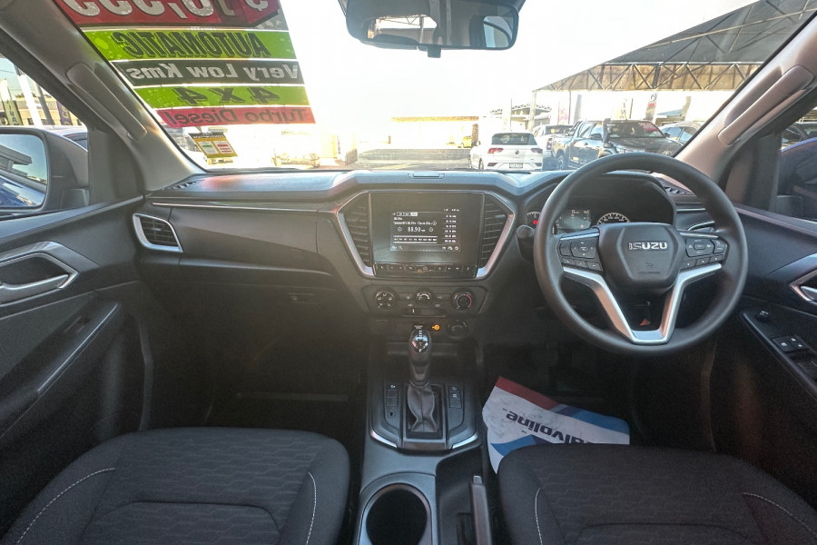 2023 Isuzu D-MAX RG LS-M Ute Image 15