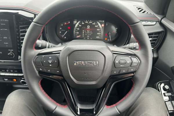 2026 MY25.5 Isuzu D-MAX RG X-TERRAIN Ute Image 13