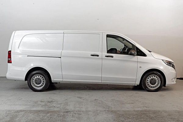 2021 Mercedes-Benz Vito 447 116CDI LWB Van image 3