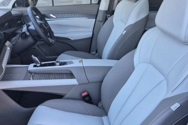 2025 MG QS IS31 Essence SUV Image 8