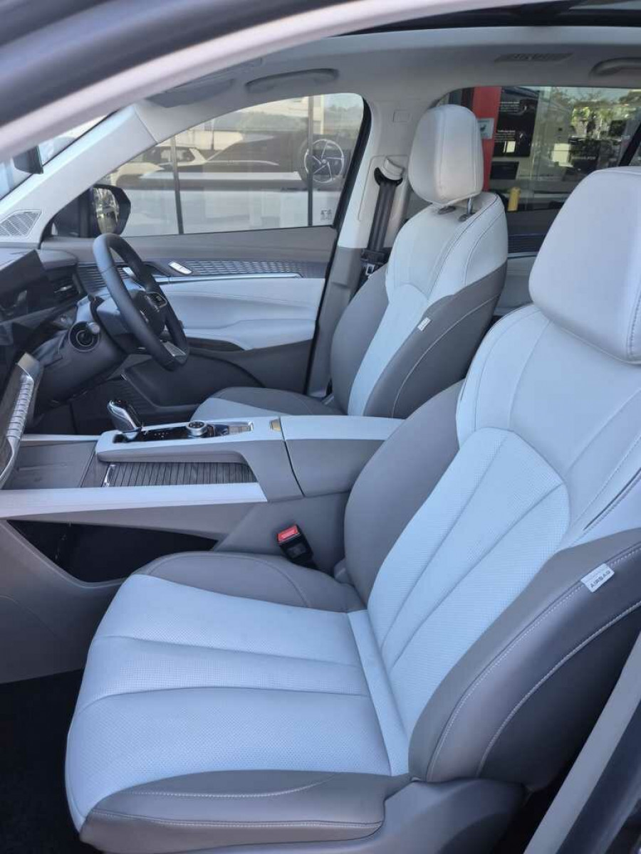 2025 MG QS IS31 Essence SUV Image 8