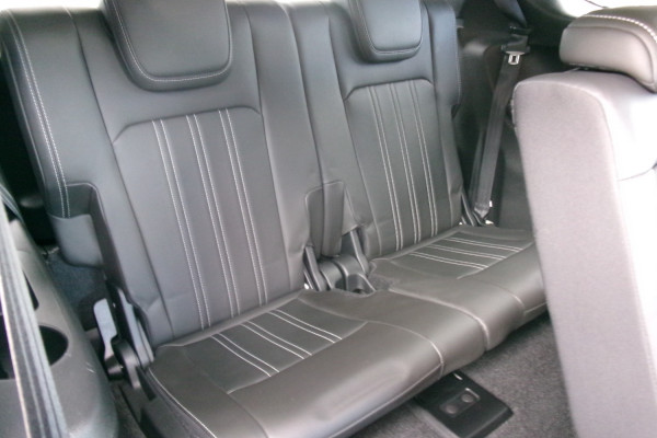 2023 MY24 Isuzu MU-X RJ LS-T SUV Image 10