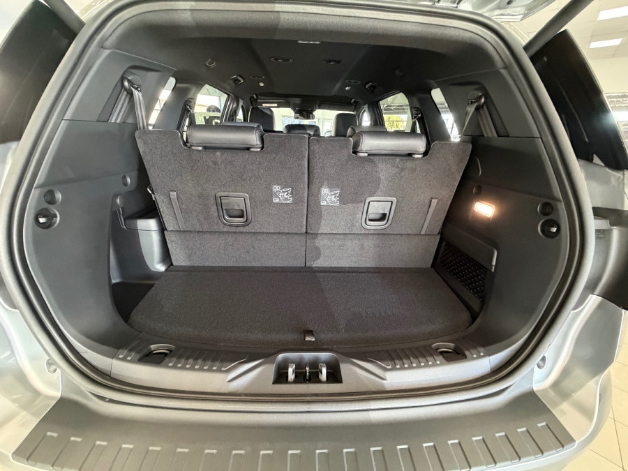 2026 MY26.5 Ford Everest UB Sport SUV Image 14