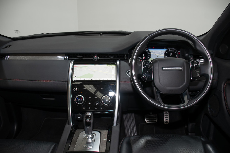 2020 Land Rover Discovery Sport SE SUV Image 23