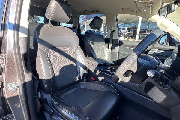 2022 LDV D90 SV9A  SUV Image 16