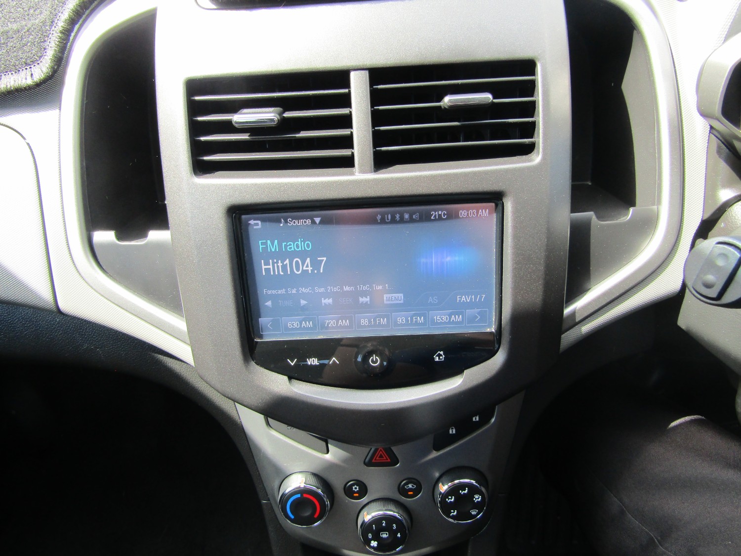 2015 Holden Barina TM  X Hatch Image 16