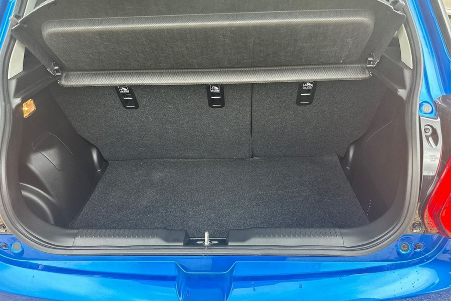 2024 Suzuki Swift AZ Series II GL Hatch Image 19