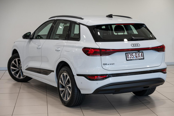2026 Audi Q6 e-tron SUV image 2