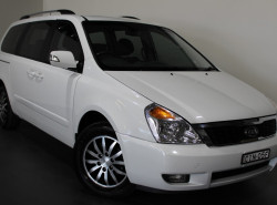 Kia Grand Carnival Platinum VQ