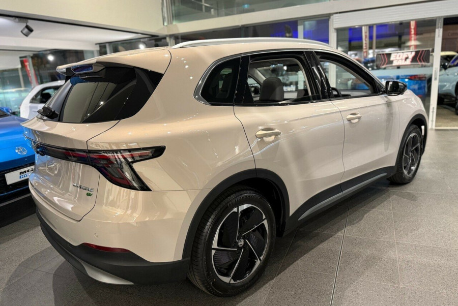 2025 MG MGS5 EV ZS3EM Essence 62 Wagon Image 6