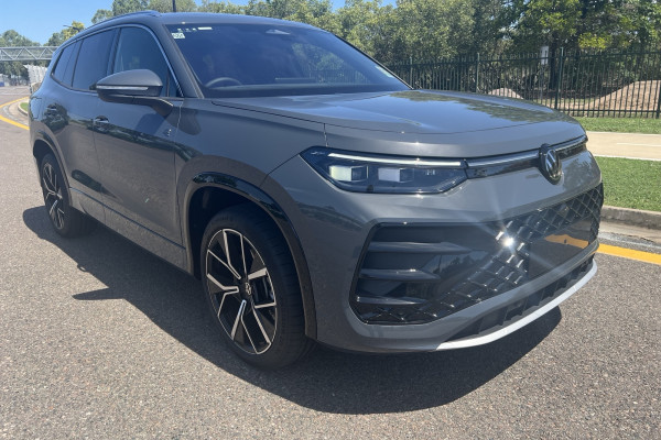 2025 Volkswagen Tayron R4 195TSI R-Line SUV Image 14