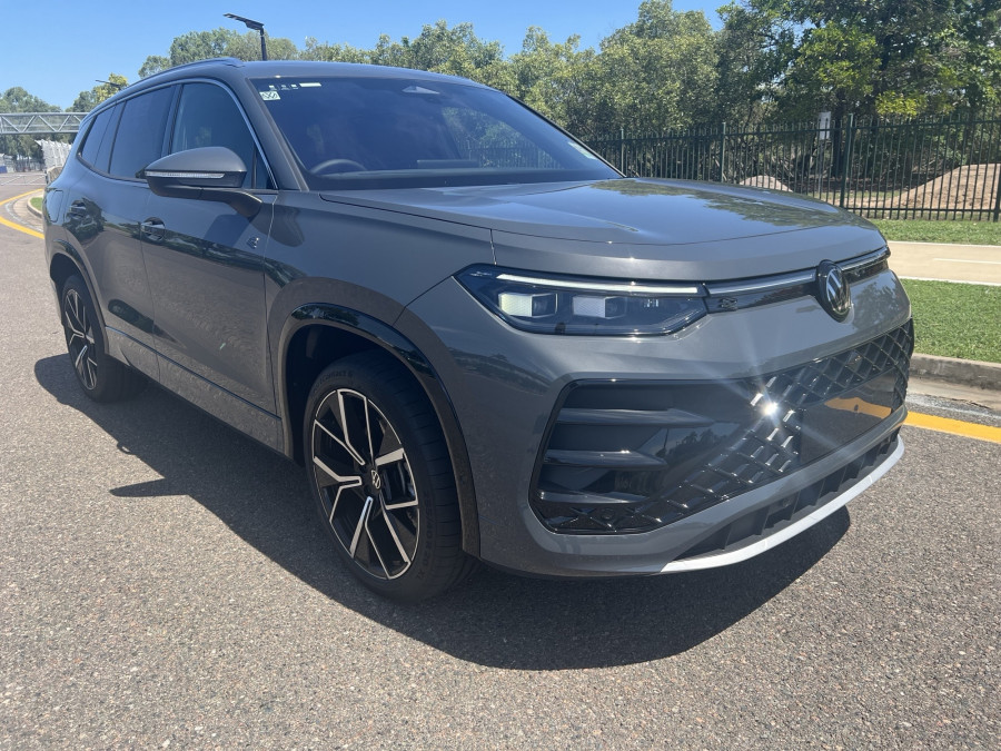 2025 Volkswagen Tayron R4 195TSI R-Line SUV Image 14