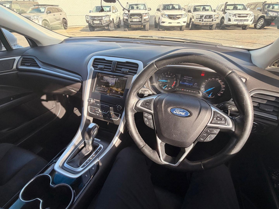2016 Ford Mondeo MD Trend Hatch Image 10
