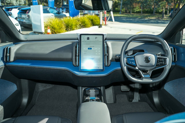 2024 MY25 Volvo EX30  Single Motor Extended Range Plus SUV Image 20