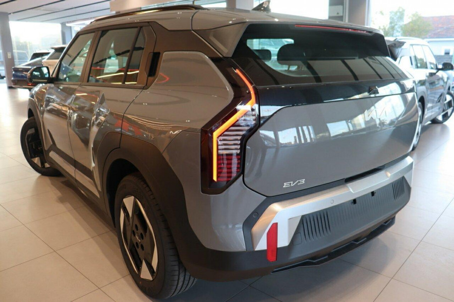 2025 Kia EV3 SV Air Standard Range SUV Image 9