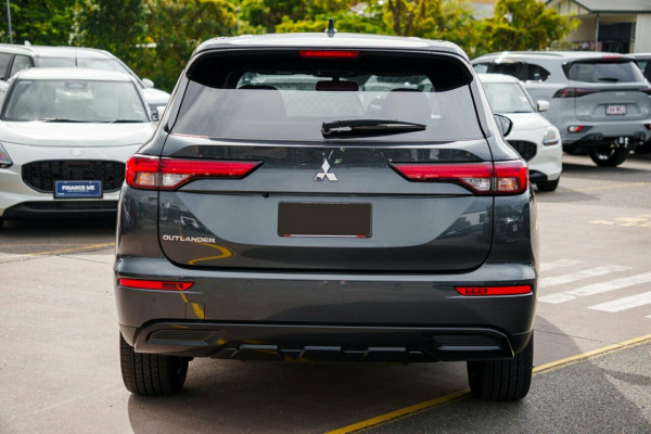 2024 Mitsubishi Outlander ZM Black Edition SUV