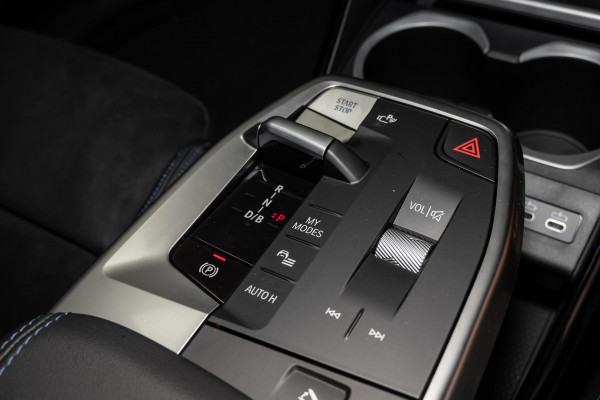 2024 BMW iX2 U10 xDrive30 M Sport SUV image 13