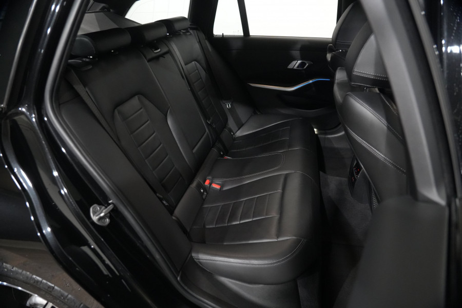 2022 BMW 3 Series 30i M Sport Touring SUV