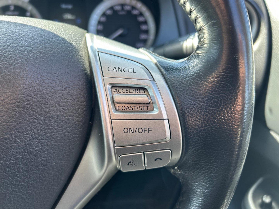 2019 Nissan Navara D23 Series 3 ST-X King Cab Pickup Image 25