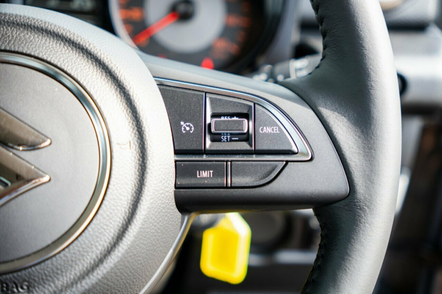 2024 Suzuki Jimny JB74 GLX Coupe Image 11