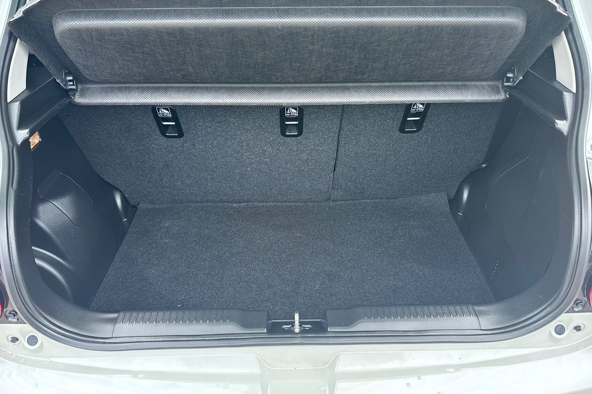 2023 Suzuki Swift AZ Series II GL Hatch Image 19