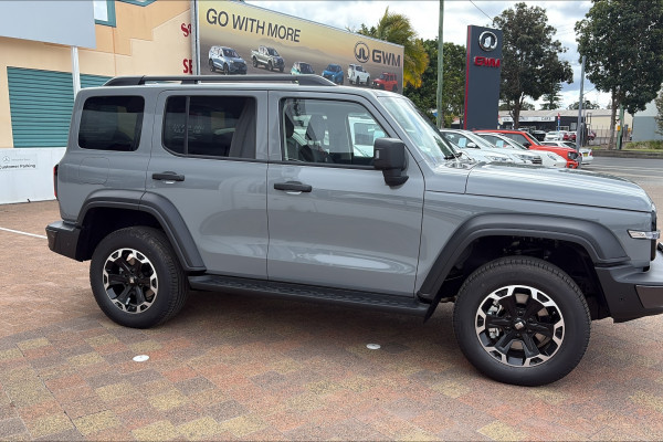 2026 GWM Tank 300 P01 Ultra Hi4-T PHEV SUV Image 9