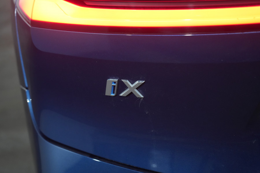 2023 BMW iX xDrive40 Sport SUV