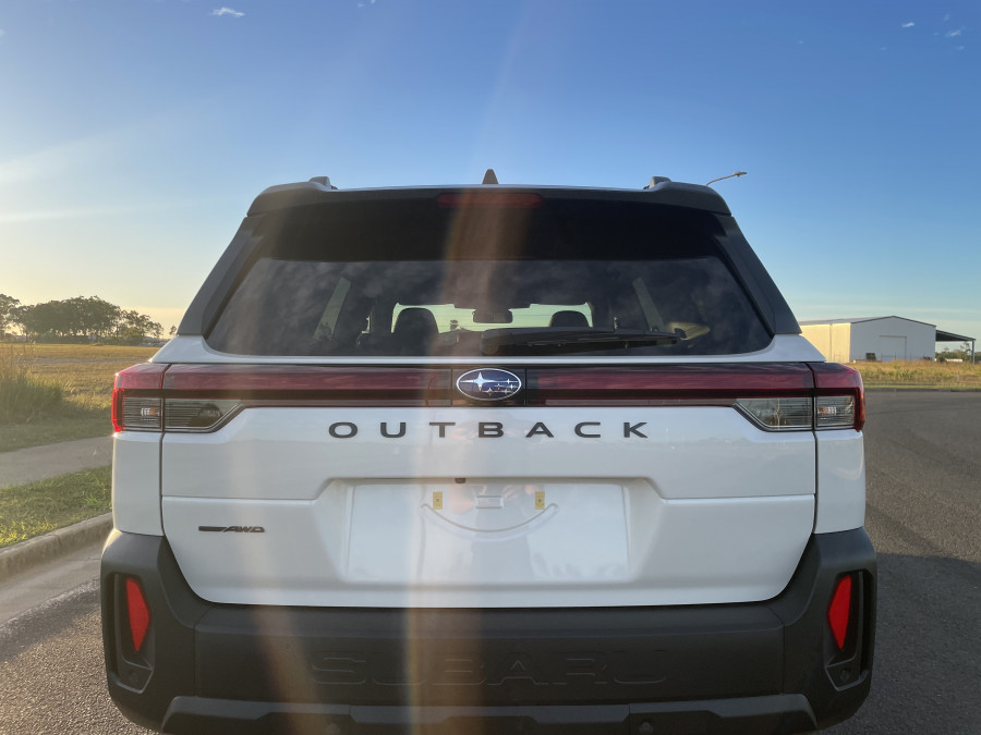 2026 Subaru Outback  7GEN AWD Premium Special Edition SUV Image 7