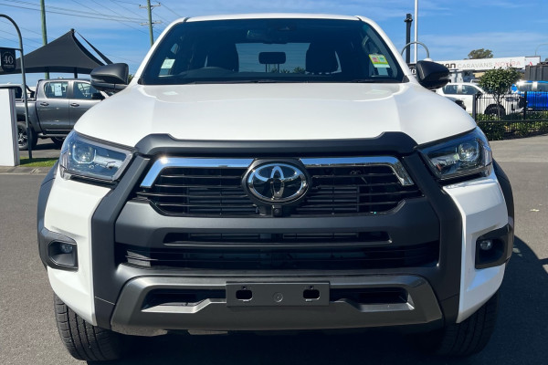 2025 Toyota HiLux GUN126R Rogue 48V Ute Image 3