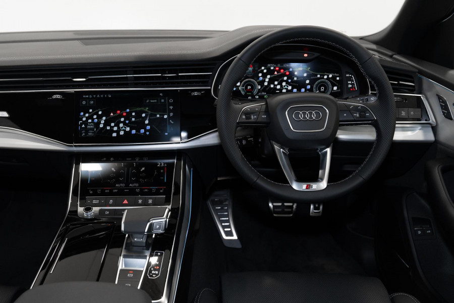 2026 Audi Q8 F1 TFSI e 360kW S line SUV