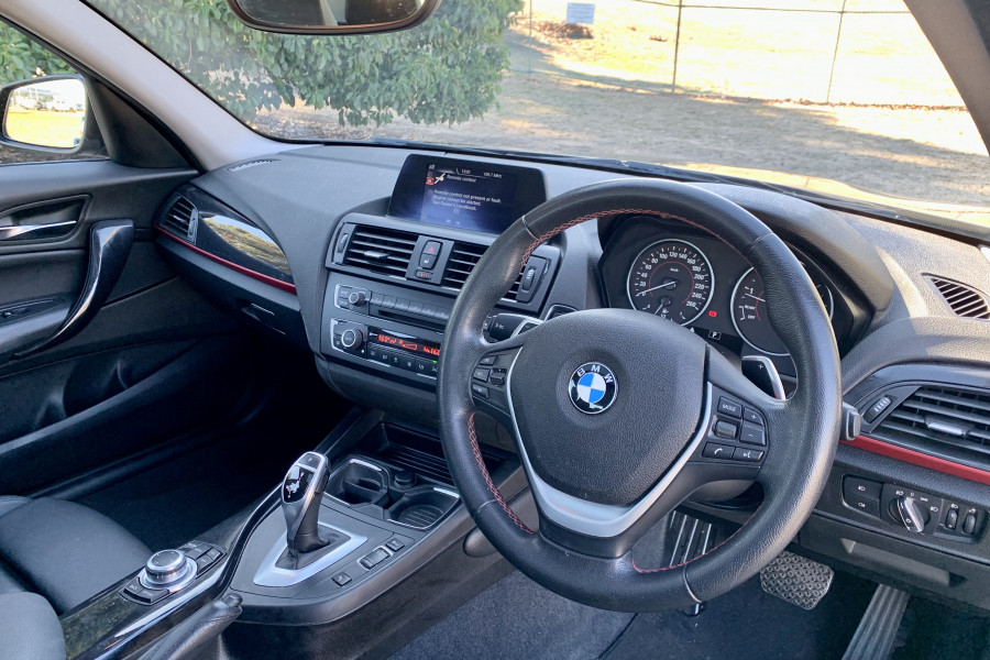 2015 BMW 1 Series Image 12