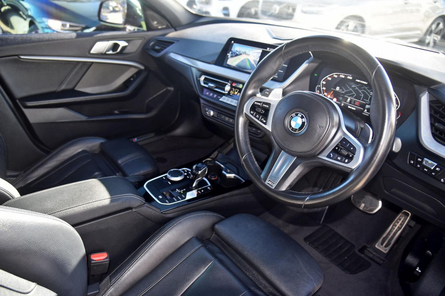 2021 BMW 1 Series F40 M135i xDrive Hatch Image 6