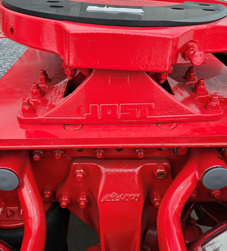 2024 Western Star 48x Cab Chassis Image 8