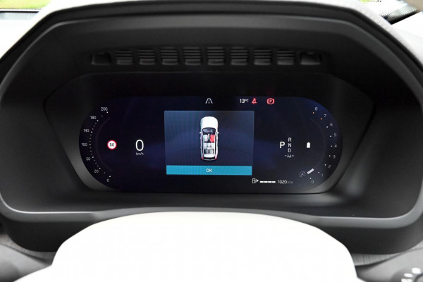 2026 Volvo XC90 L Series Ultra B5 Dark SUV Image 15