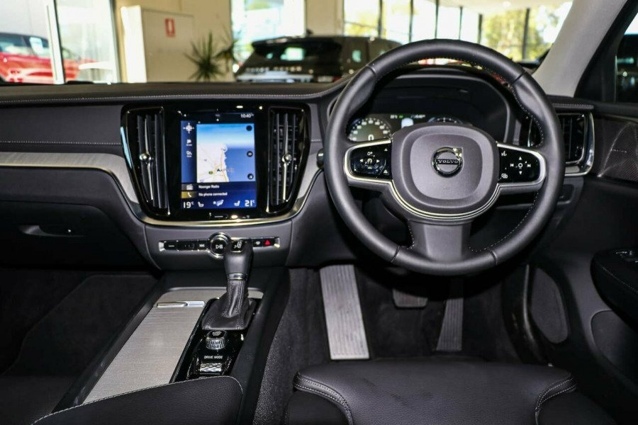 2019 MY20 Volvo V60 Z Series MY20 T5 Geartronic AWD Inscription Wagon Image 4