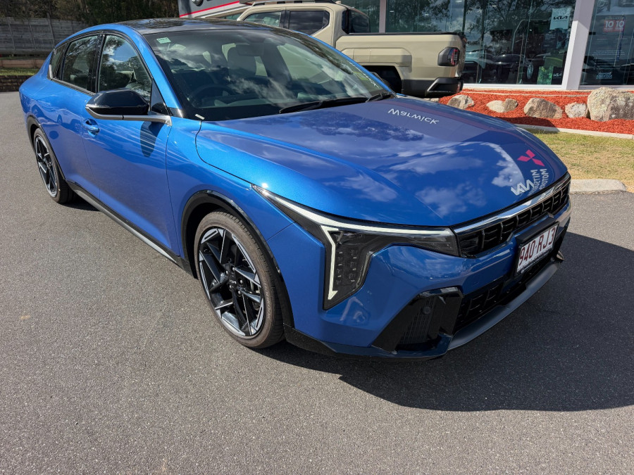 2025 Kia K4 CL4m GT-Line Sedan Image 2